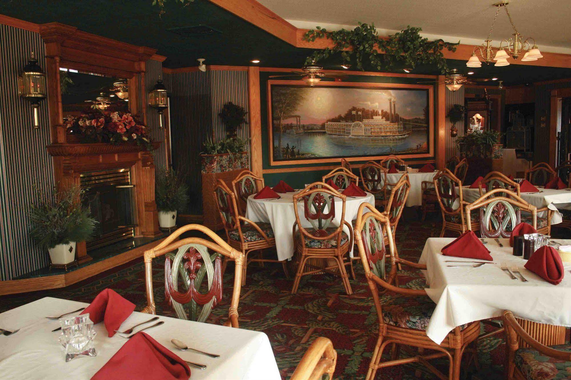 Fulton Steamboat Inn Ronks Restaurant photo